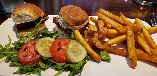 Yard House Las Colinas